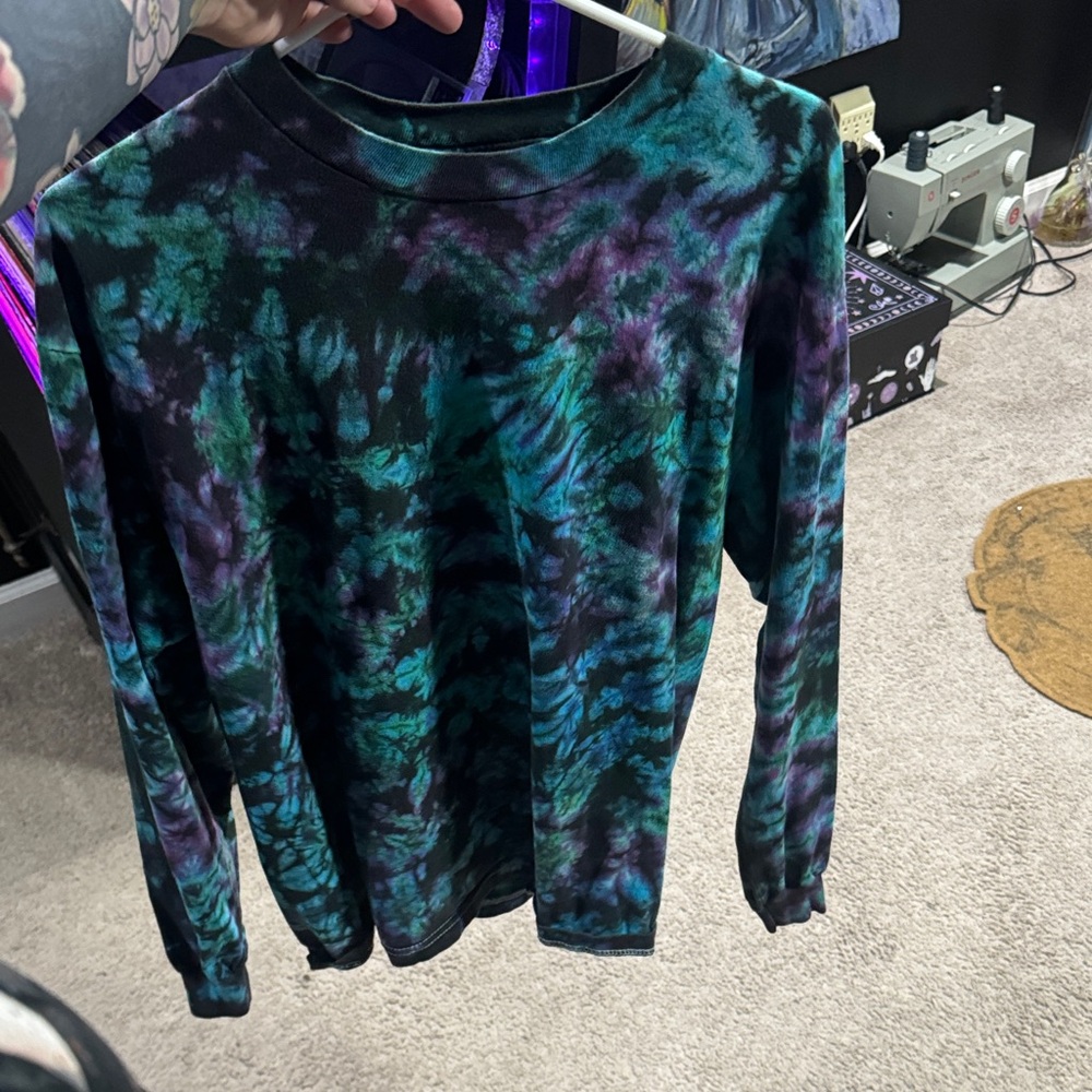 Tie-Dye Long Sleeve Top